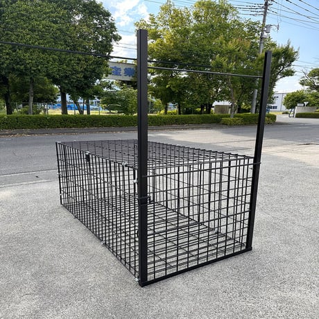 イノシシ・シカ用の箱罠ビッグ 片扉 捕獲機 動物捕獲器 アライグマ アニマルキャッチャー檻 サイズ 200 x100x100cm 害獣 折り畳み 組み立て式（営業所止め）