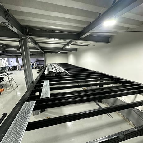 棚 倉庫用ラック 中二階 組立式 倉庫中２階 オーダーメイド可 H型鋼 荷重1平方ｍ/約500KG ユニットハウス 工場中2階 中2F棚倉庫 室内と屋外用可（送料についてはお問い合わせください）