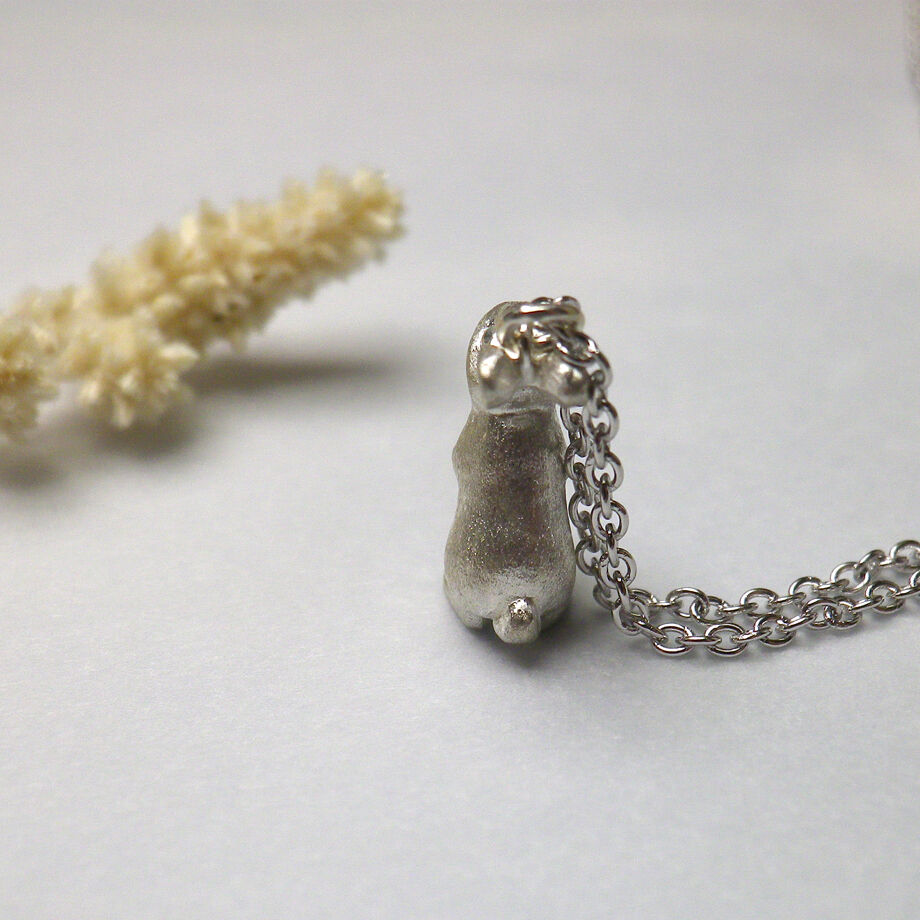 おねだりうさぎ usa ペンダント （シルバー） | shirokuma-microzoo