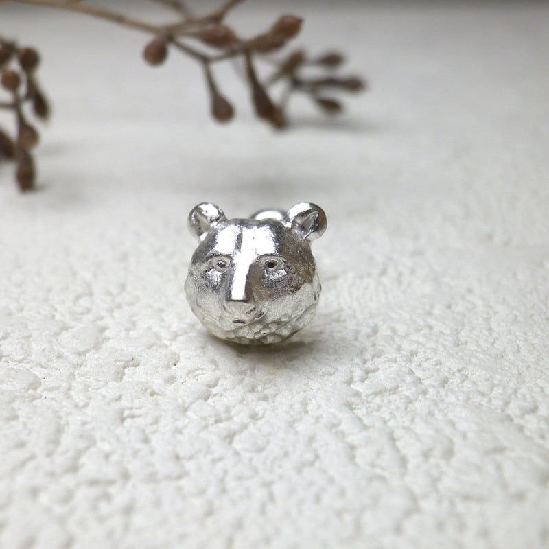 くま kumao ピアス （シルバー） ※片耳用です | shirokuma-microzoo