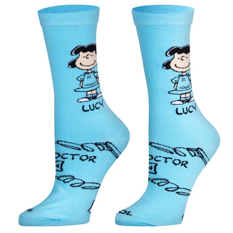 MEDIUM FEET - LUCY