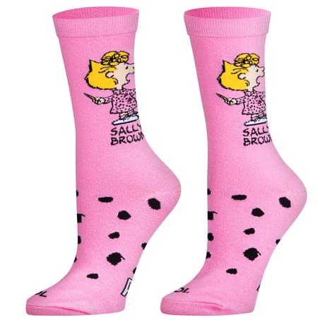 MEDIUM FEET - SALLY BROWN