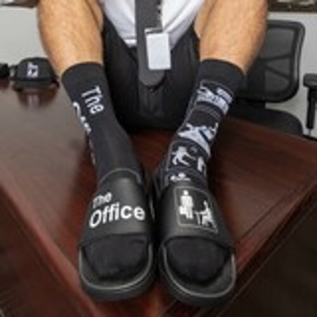 LARGE FEET - UFC LOGO & FIST BLACK RED