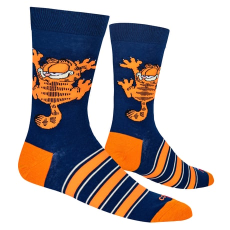 LARGE FEET - GARFIELD CLIMBING