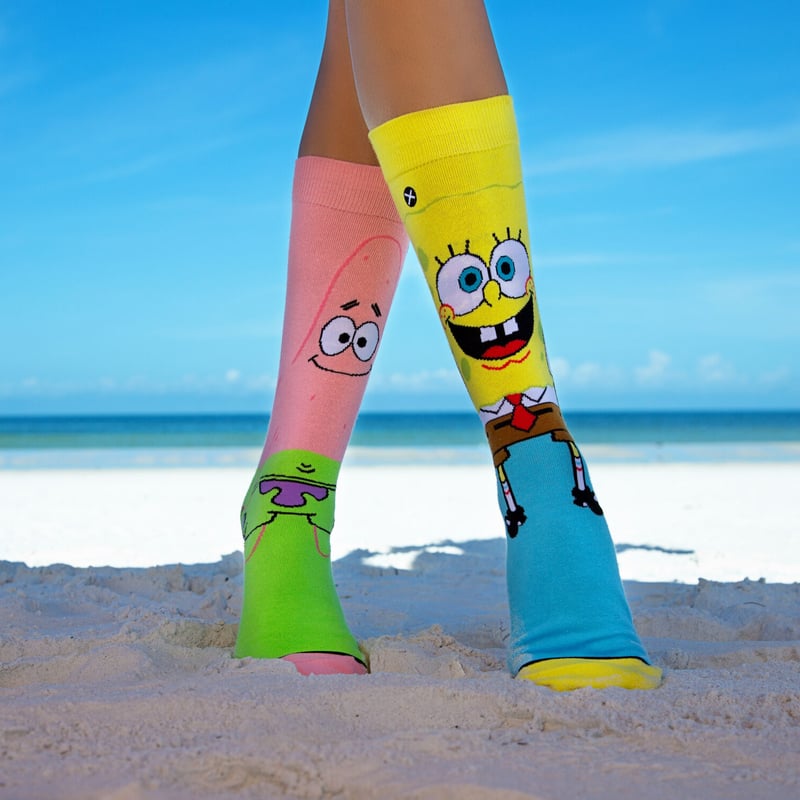 MEDIUM FEET - SPONGEBOB & PATRICK | Odd Sox-Japan