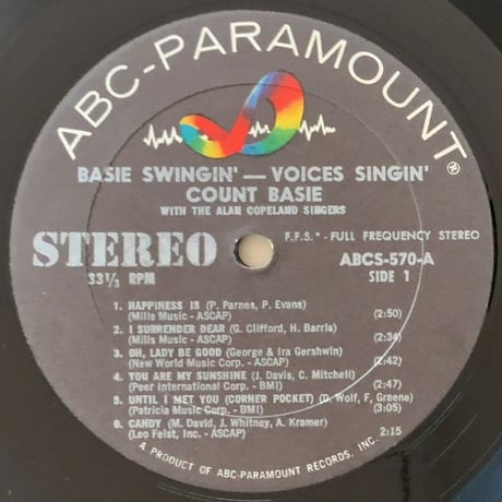 COUNT BASIE with ALAN COPELAND SINGERS - Basie Swingin' Voices Singin' (ABC-PARAMOUNT ABCS570)
