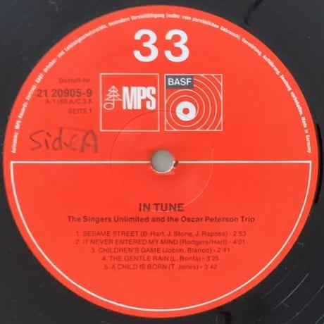 OSCAR PETERSON & The Singers Unlimited - In Tune (MPS 21 20905-9)