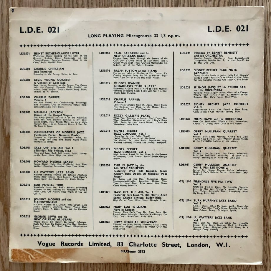 693fbf7053ee8d4bfbd7e2de