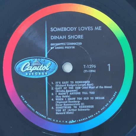 DINAH SHORE - Somebody Loves Me (CAPITOL T1296)