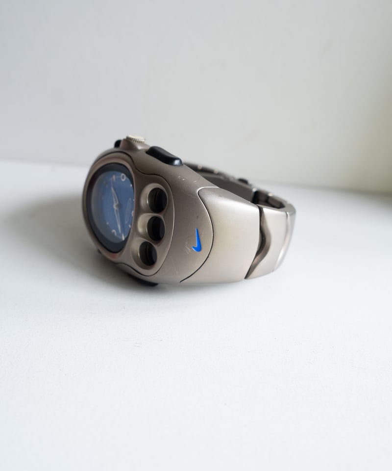 NIKE クロストレーニング 500本限定 チタン y2k gsx NIKE クロストレーニング 500本限定 チタン y2k gsx