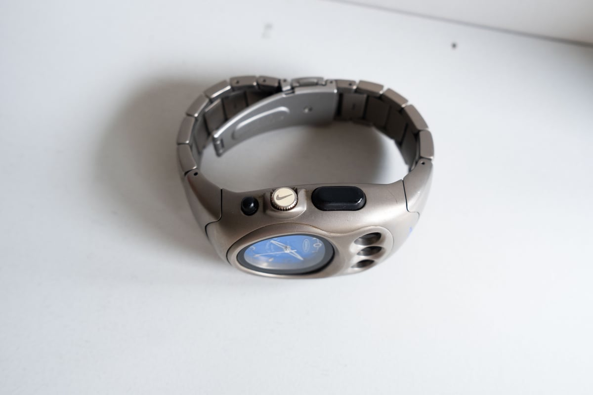 NIKE】GSXクロストレーニングチタニウム 腕時計 | ricow kyoto web s