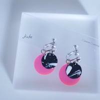 .kake neon イヤリング【pink】