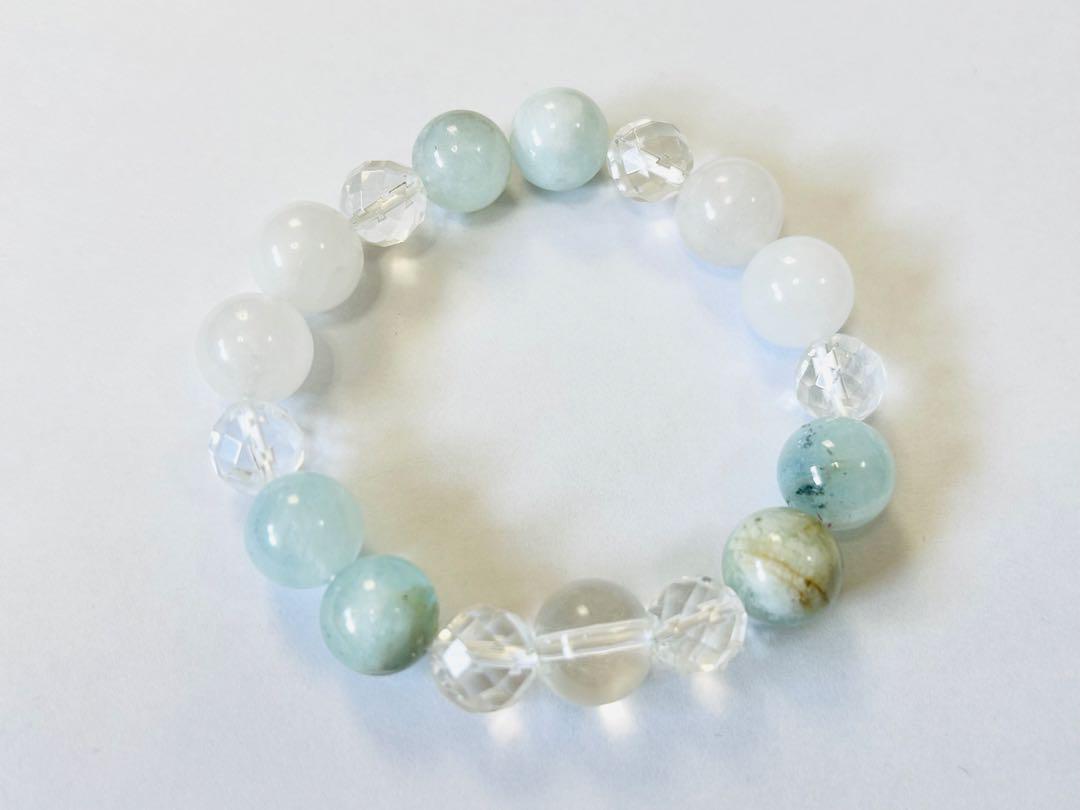 心と魂を癒す♡カルマ浄化♡パワーストーンブレスレットに願いを込めて♡ ◎気持ちを落ち着かせる◎水晶・アクアマリン・ホワイトカルサイト