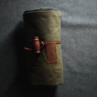 ウールの敷物4（ダークオリーブ×ダークブラウン）