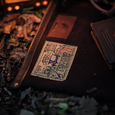 オイリッシュログキャリー（FOREST HEROES×RUSTIC ORIGNAL）