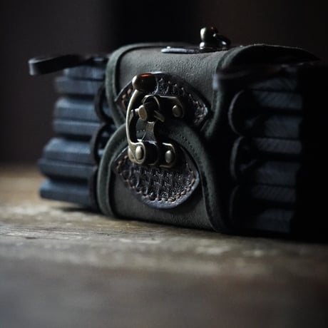 The卓本体5（栗の木鉄媒染）