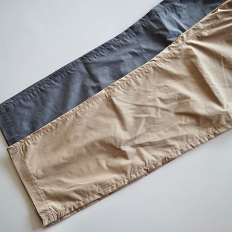HARRISS タックテーパードパンツ