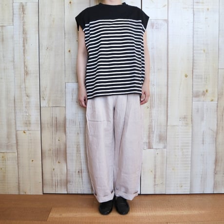 universal tissu タックパンツ
