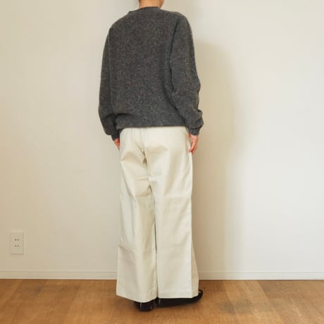 JOHN TULLOCH クルーネックニット