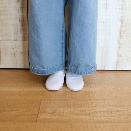 CROWN ホールカットストラップパテントレザーシューズ