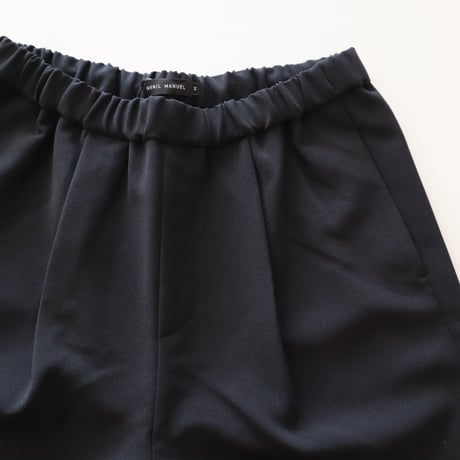 TRAVAIL MANUEL Wクロスワンタックストレートパンツ