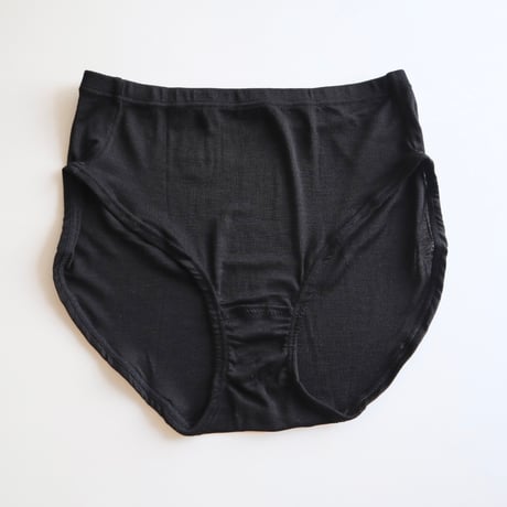 MUUGI シルク100%レギュラーショーツ