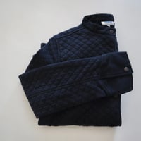 ARMEN コットンキルティングスタンドカラージャケット