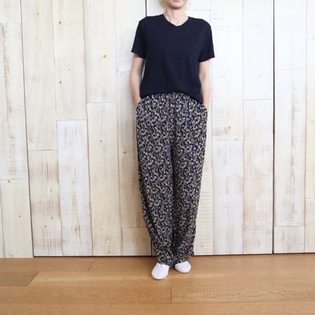 セットアップ❁後ろ下がりフレアティ＆フリルテーパードパンツ 100size セットアップ❁後ろ下がりフレアティ＆フリルテーパードパンツ 100size