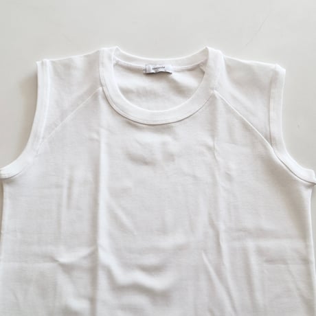 assiette ノースリーブTシャツ