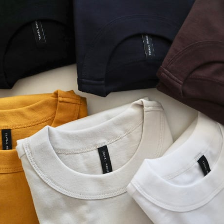 TRAVAIL MANUEL クラシック天竺スリットTシャツ