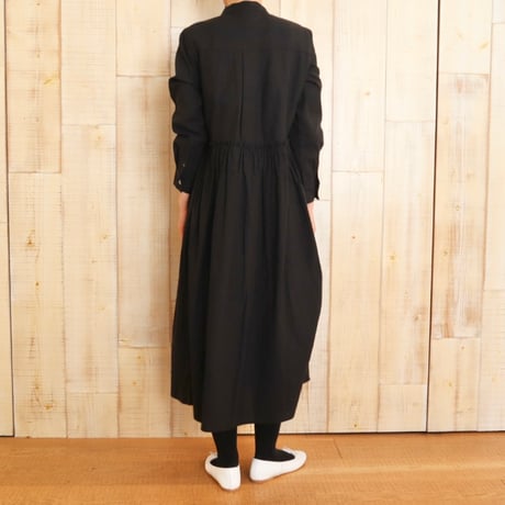 universal tissu バンドカラープリーツシャツワンピース