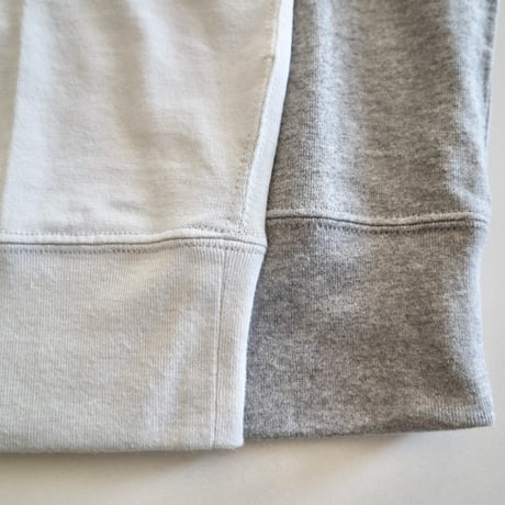 ARMEN モックネック長袖Tシャツ