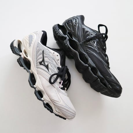 MIZUNO WAVE PROPHECY LS スニーカー