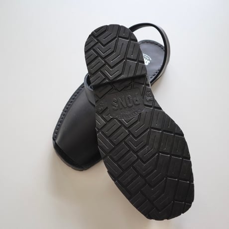 PONS レザーサンダル