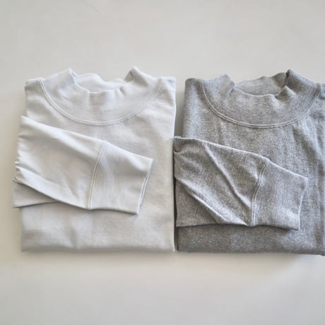 ARMEN モックネック長袖Tシャツ