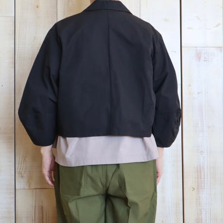 HARRISS ショート丈テーラードジャケット