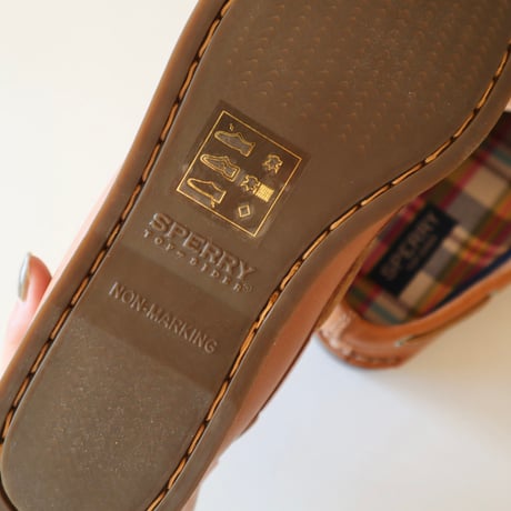 SPERRY woman boat shoes