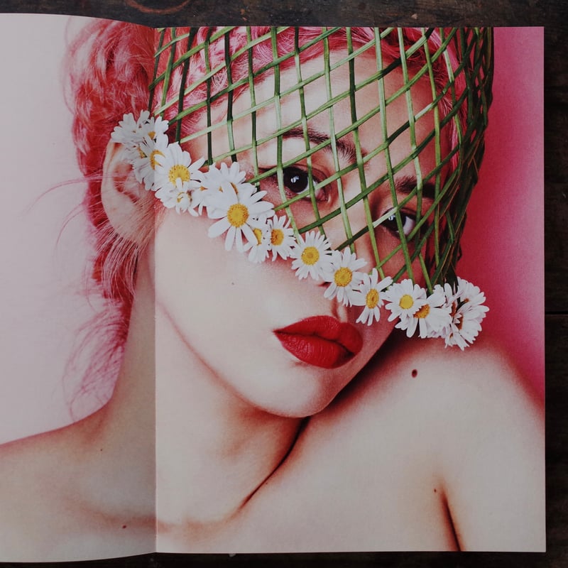 吉田ユニ YUNI YOSHIDA WORKS2007-2019 サイン入り YUNI YOSHIDA WORKS 2007-2019」吉田ユニ｜Yahoo!フリマ（旧
