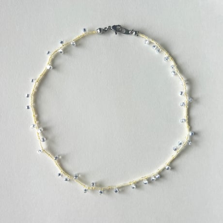 bicolor  beads necklace