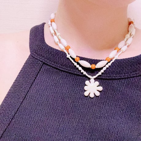 wood beads necklace