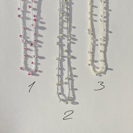 bicolor  beads necklace