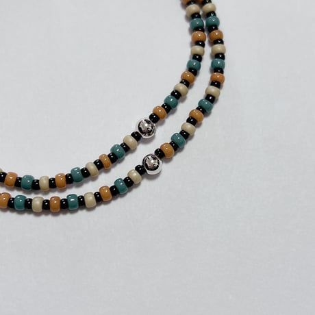 dense forest necklace