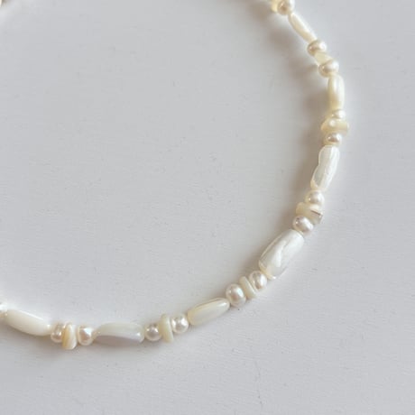 Cream Pearl necklace