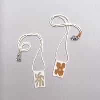 stitch flower necklace