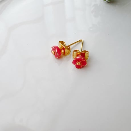【Vivi】極小アリッサムのお花ピアス・小　濃ピンク　29-620