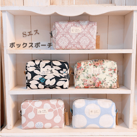 専用　　　マルチポーチ&ソーイングポーチ&スルーポーチ❣️計４点 専用 マルチポーチ&ソーイングポーチ&コインスルーポーチ❣️計