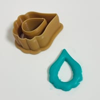 Moroccan shape 1 with hole