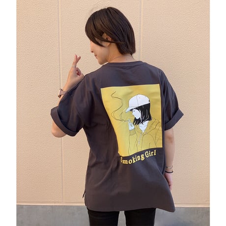 éimセレクト スモーキングガールTシャツ【税込8,900円以上で送料無料】