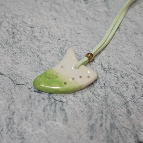 オカリナ陶器ペンダント