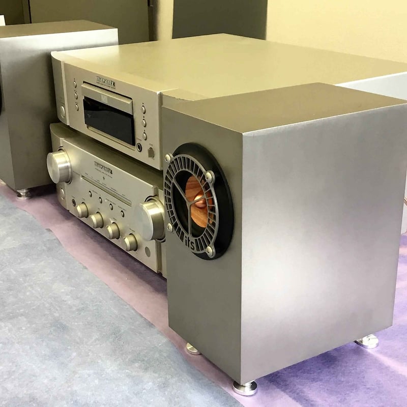8cmスピーカーの傑作。ウッドコーンSPにオールステンレスでダブル